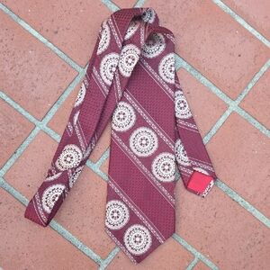 Vintage 1970s Wemlon WIDE textured Cranberry Tie 4" x 53"